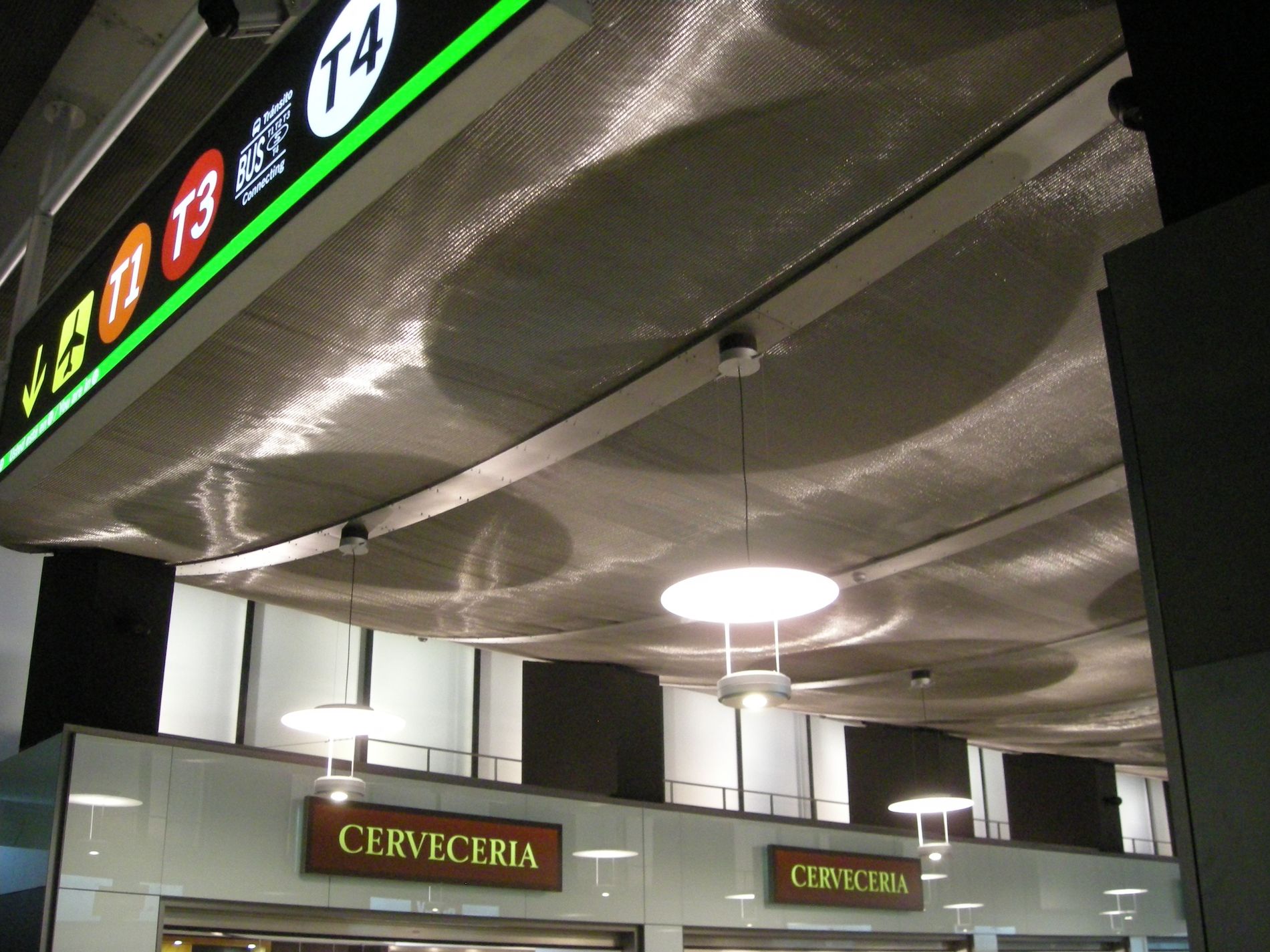 ARQUITECTURA Aeropuerto Madrid 2